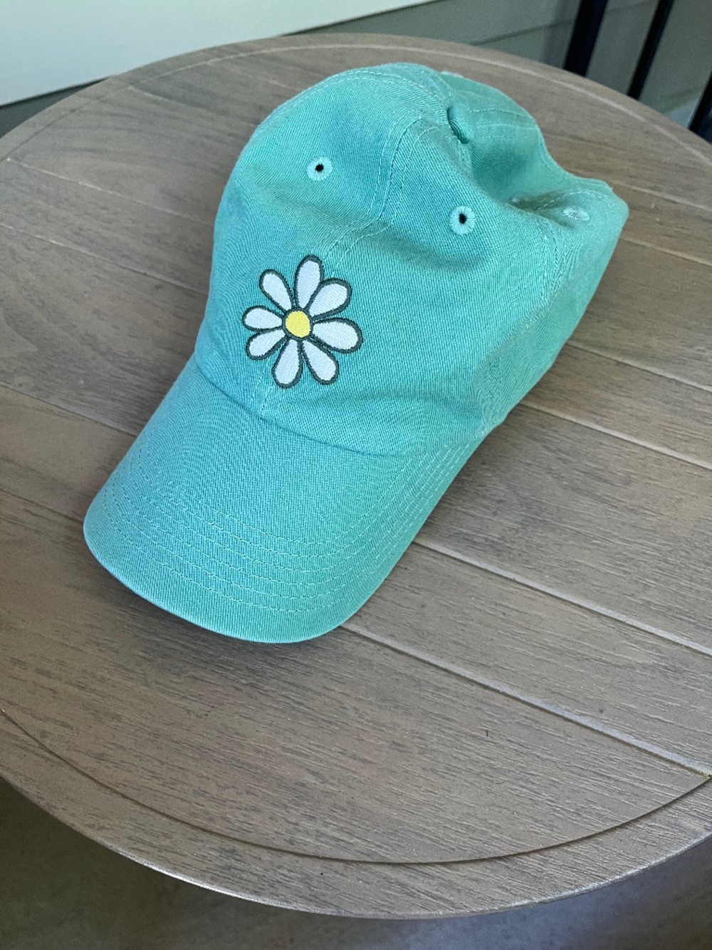 LIFE IS GOOD— women’s hat
